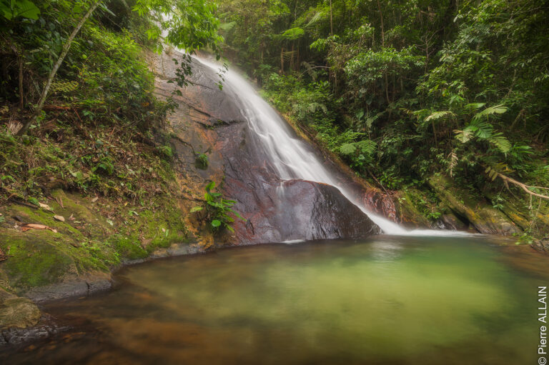 Salto de la Bruja Waterfall